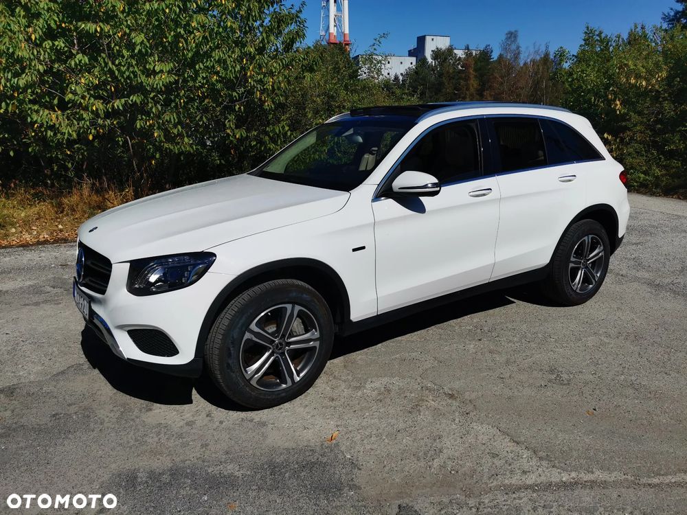 Mercedes-Benz GLC - 4