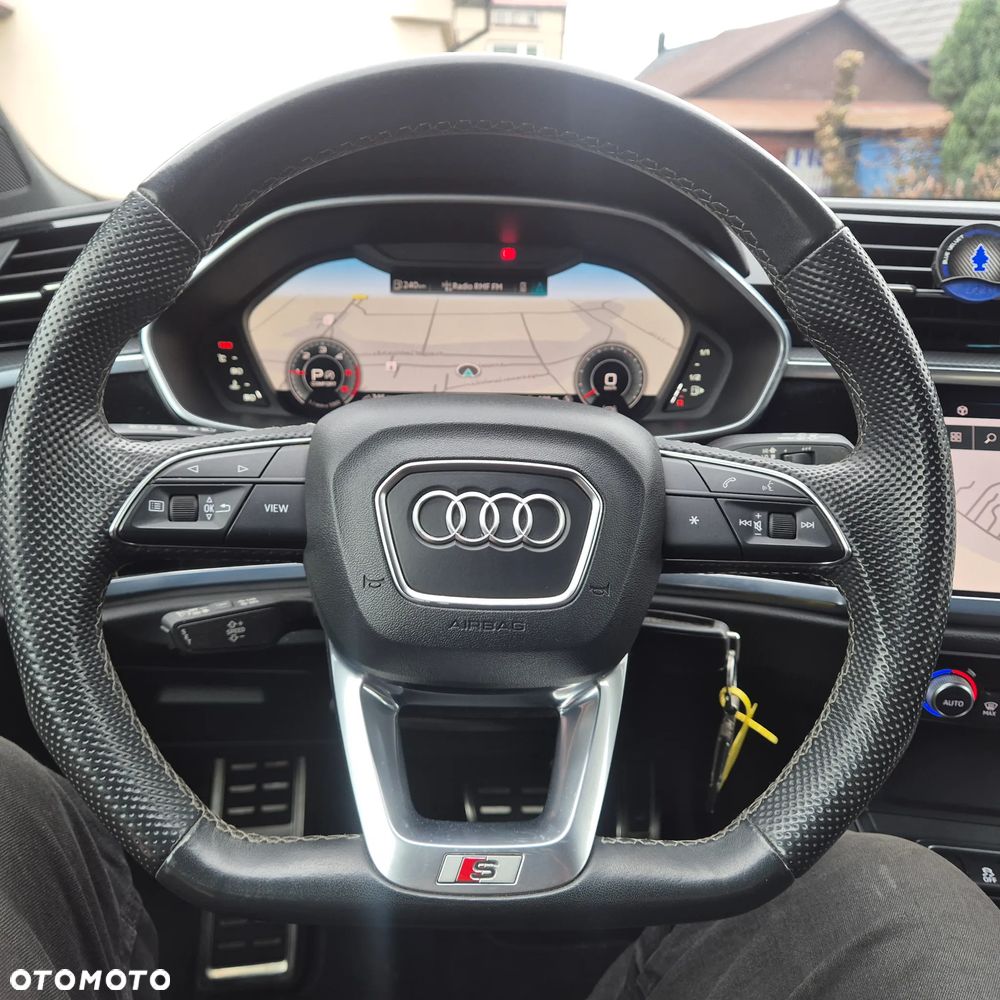 Audi Q3 Sportback 35 TDI S tronic S line - 33