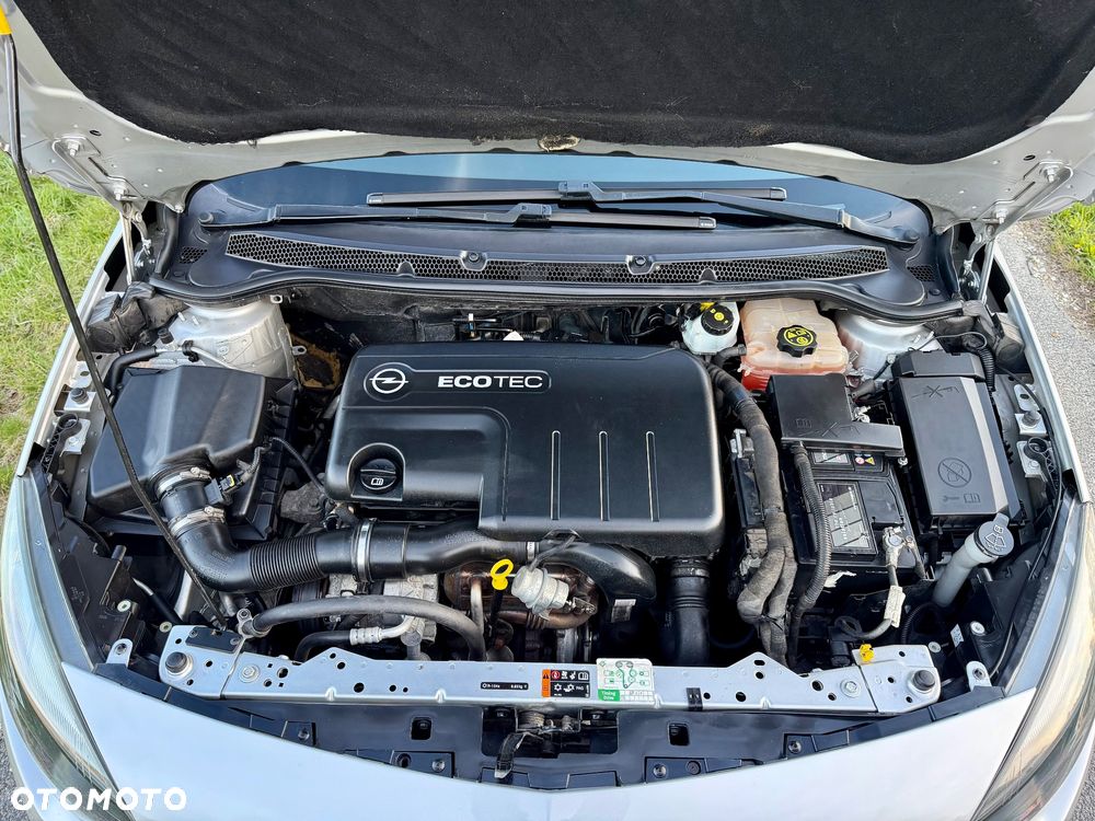 Opel Astra 1.9 CDTI Essentia - 12