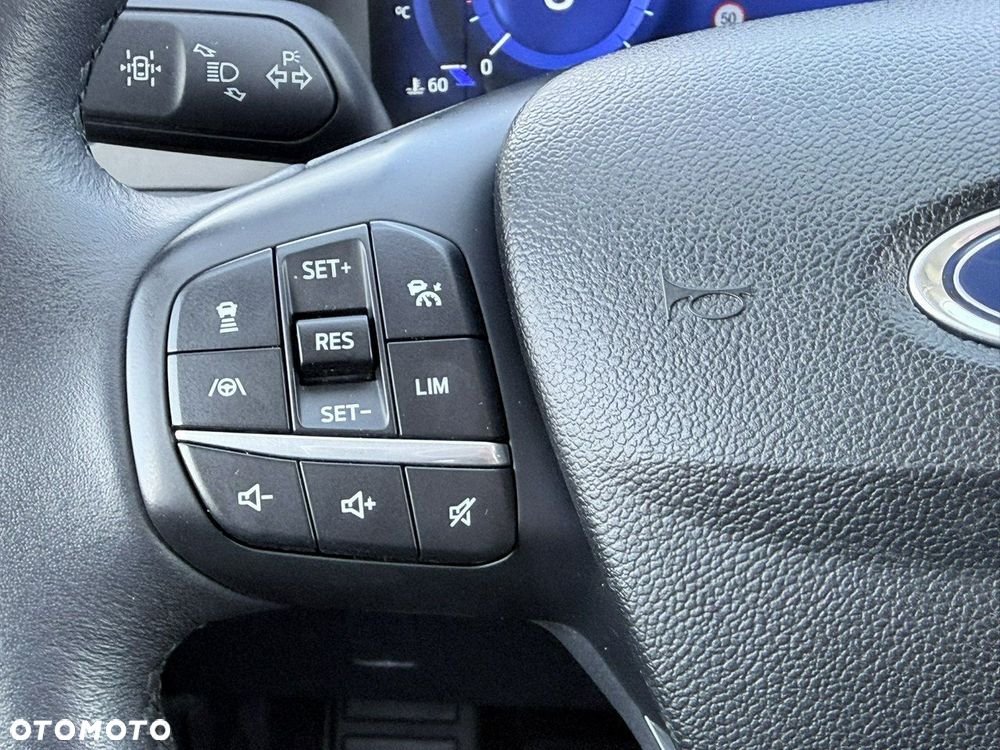 Ford Kuga 2.5 Duratec FHEV TITANIUM - 21
