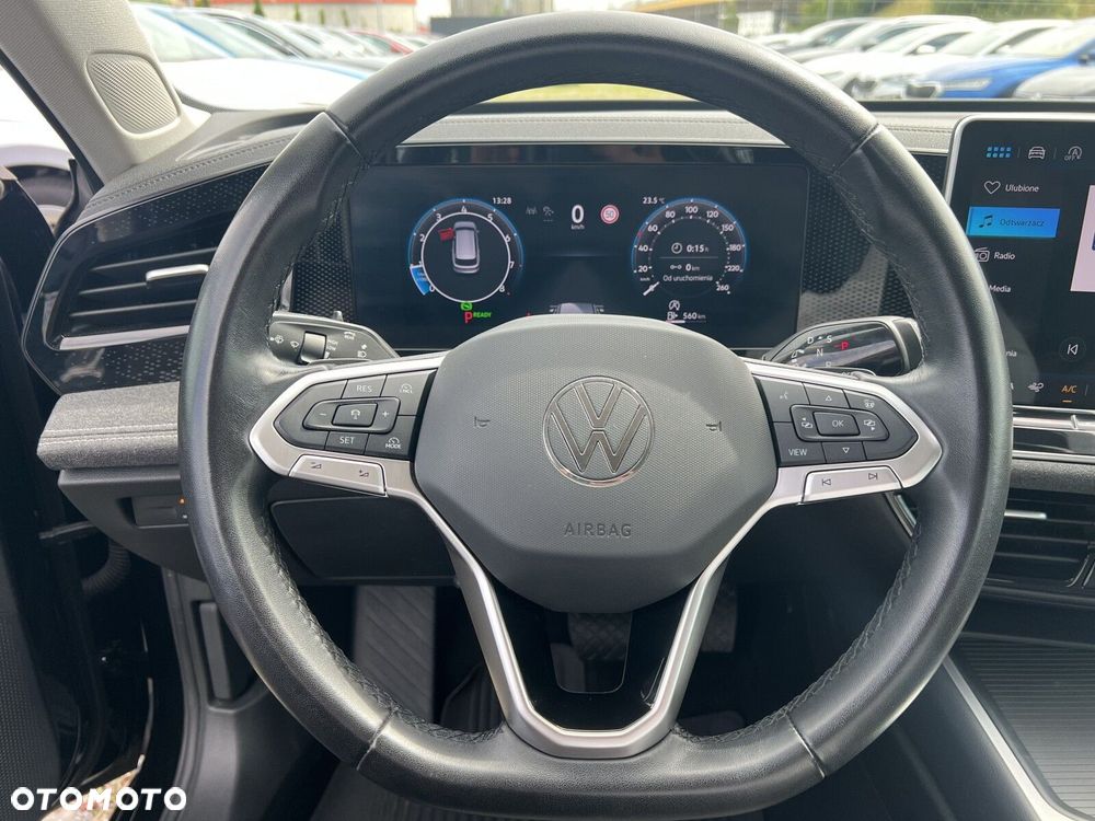 Volkswagen Passat - 15