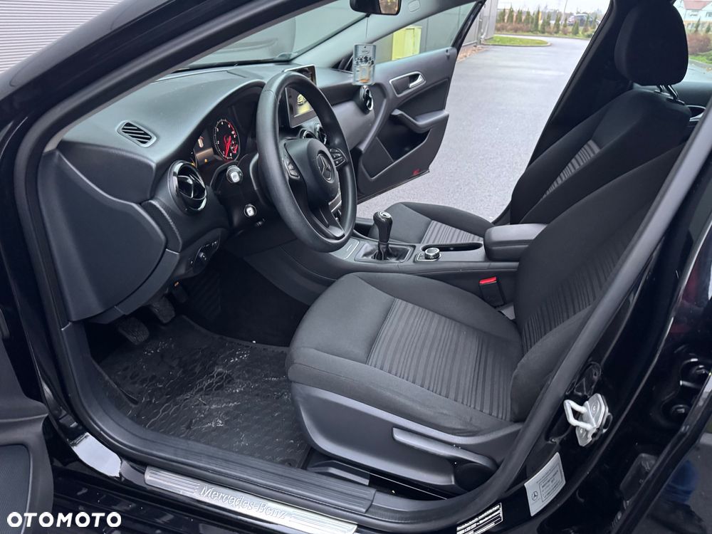 Mercedes-Benz Klasa A 160 d - 18
