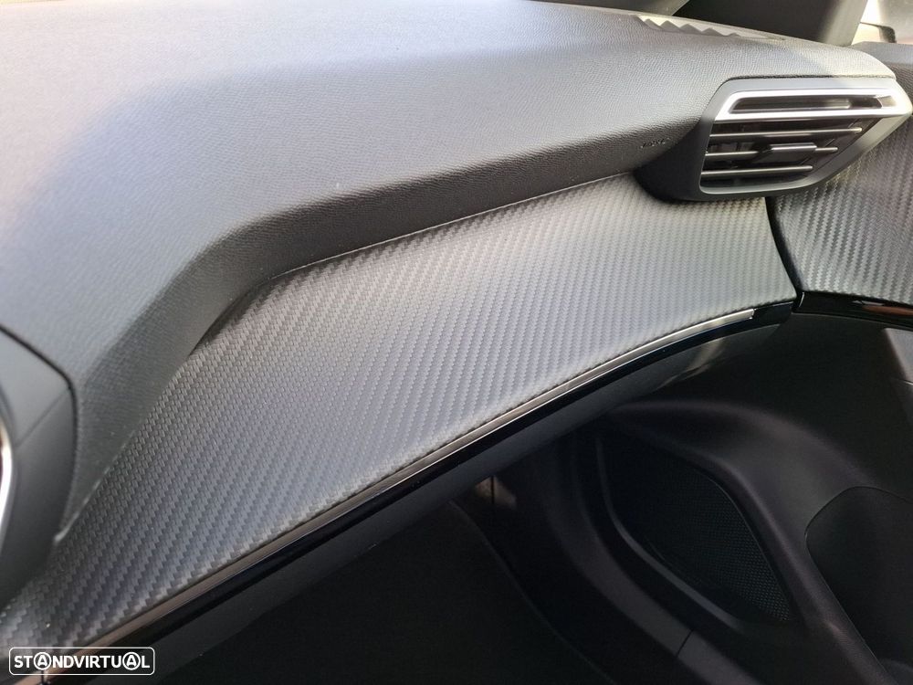 Peugeot 2008 1.2 Hybrid Allure e-DCS6 - 22