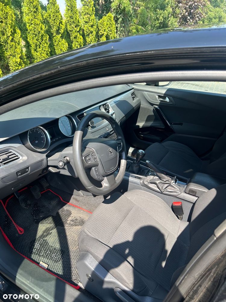 Peugeot 508 1.6 T Allure - 12