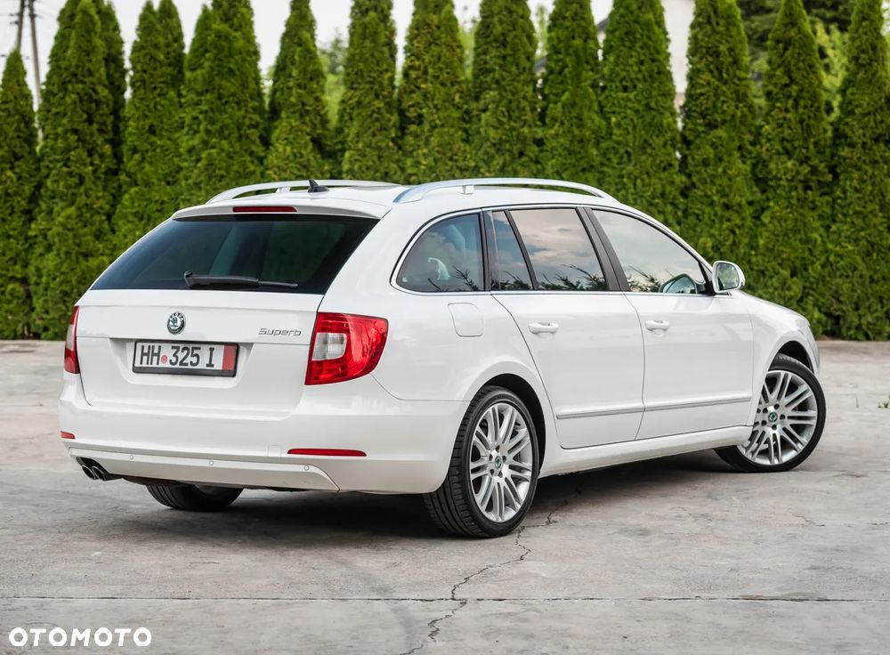 Skoda Superb 1.8 TSI Exclusive - 11