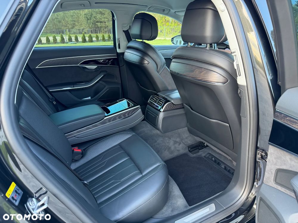 Audi A8 55 TFSI mHEV Quattro Tiptr - 33
