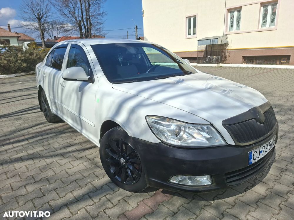 Skoda Octavia 1.6 TDI DPF Elegance Green tec - 10