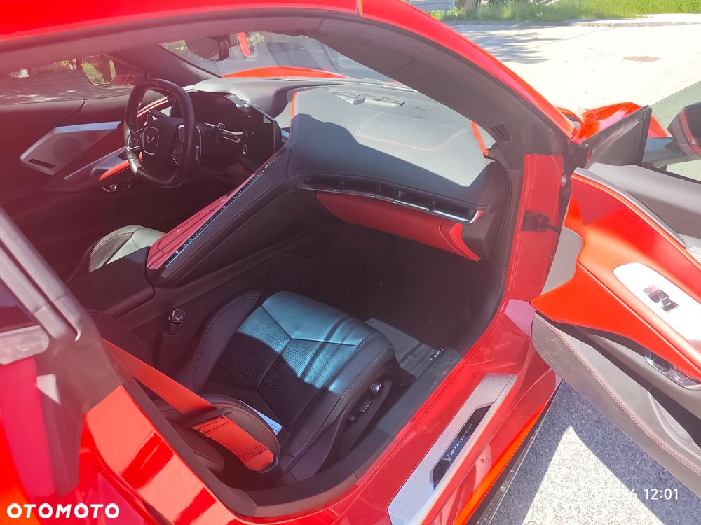 Chevrolet Corvette - 10