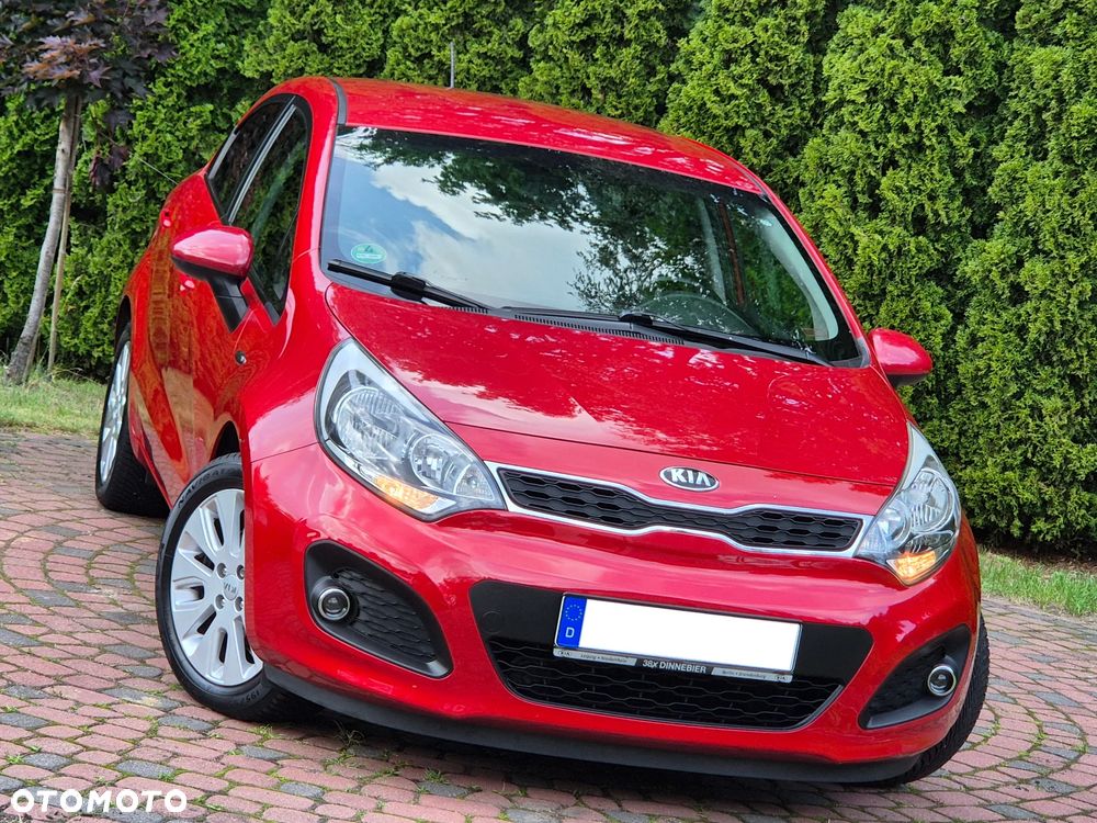 Kia Rio 1.2 Dream Team Edition - 11