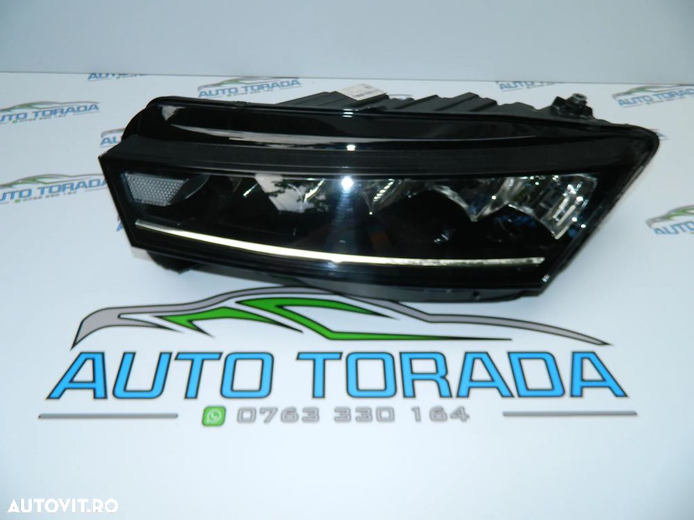 Far stanga Full LED Skoda Octavia 4 model 2020-2024 cod 5E4941015 - 2