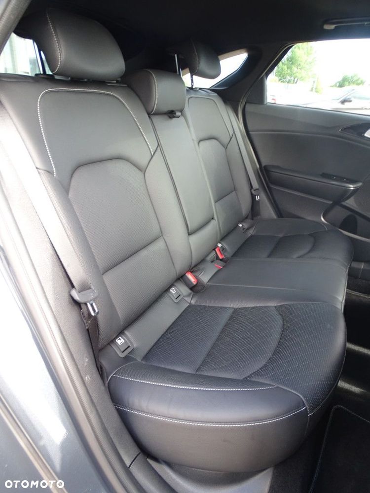 Kia ProCeed 1.5 T-GDI DCT7 OPF GT LINE - 14