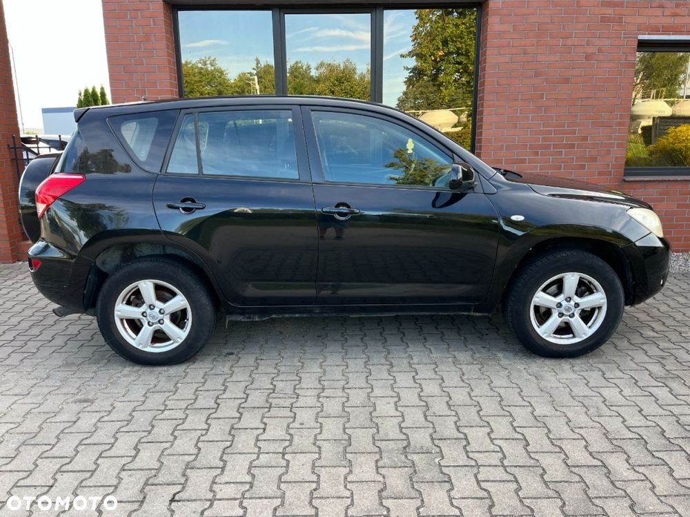 Toyota RAV4 2.2 D-4D Luna - 23