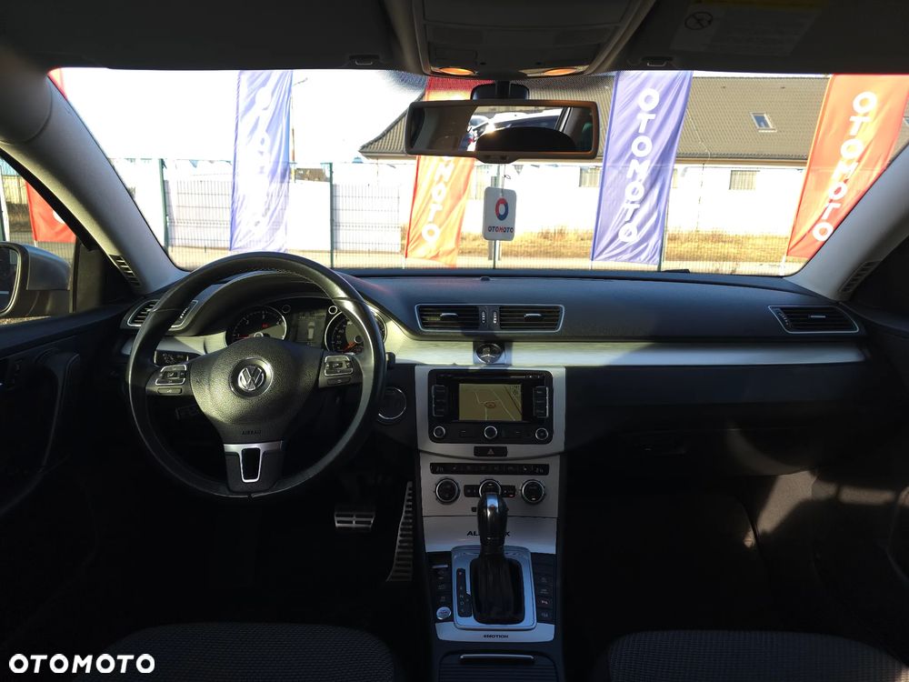 Volkswagen Passat Alltrack - 37