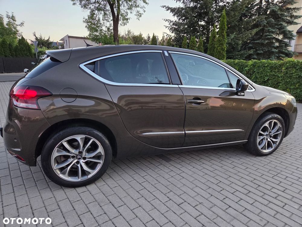 Citroën DS4 1.6 THP SportChic - 4
