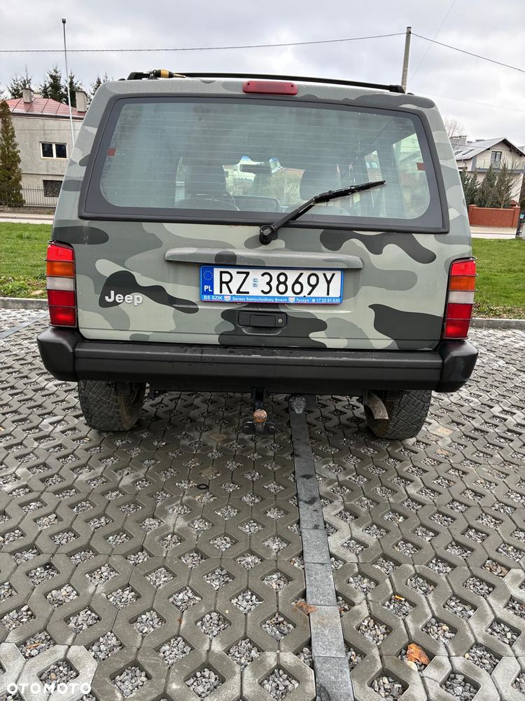 Jeep Cherokee 2.5 TD - 4