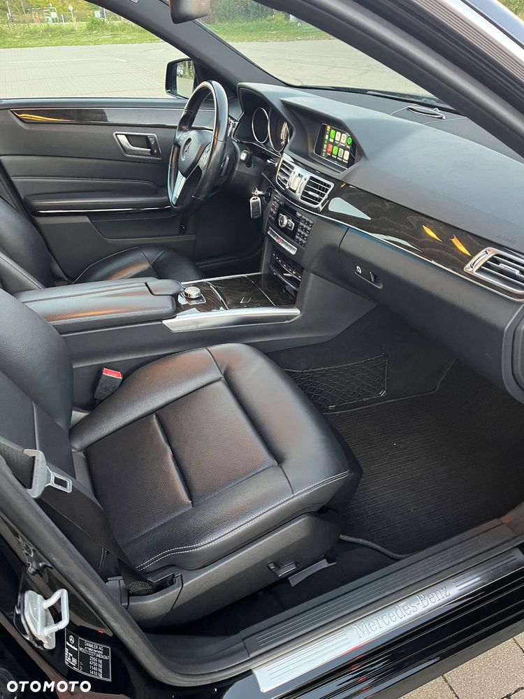 Mercedes-Benz Klasa E 300 BlueTEC 7G-TRONIC - 20