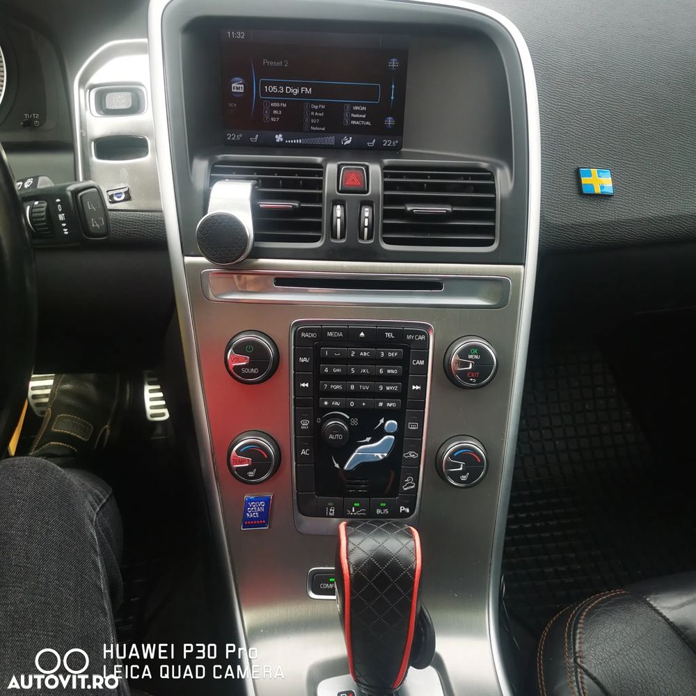 Volvo XC 60 D5 AWD Rdesign - 7
