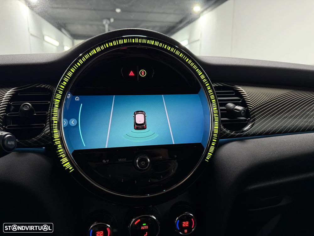 MINI 3 Portas Cooper SE Resolute Edition - 28