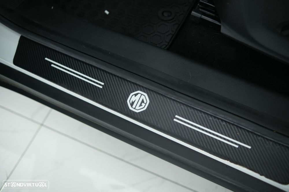 MG ZS Standard Luxury - 46