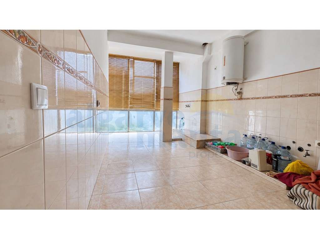 Apartamento T2 para Remodelar na Porta Nova - Tavira | Excelente Po... - Grande imagem: 4/21
