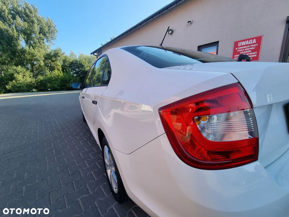 Skoda RAPID 1.2 TSI Ambition - 32