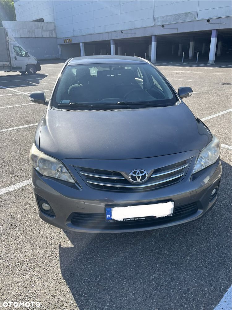 Toyota Corolla - 1