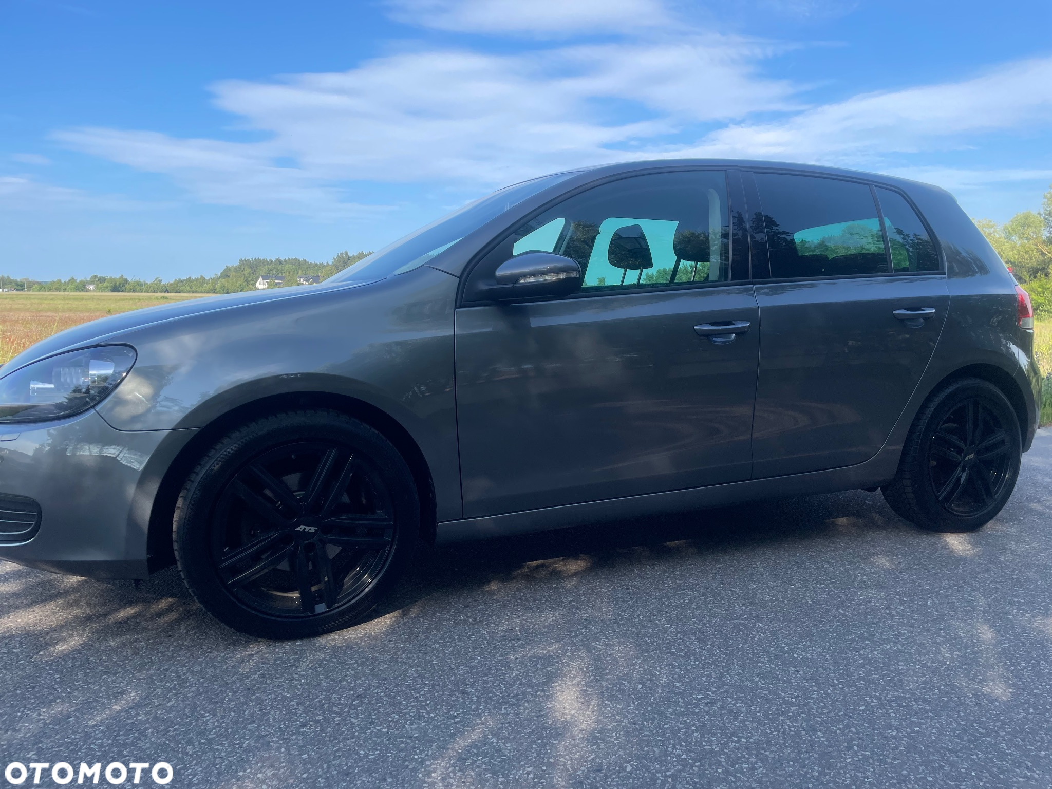 Volkswagen Golf 2.0 TDI DPF Comfortline - 11