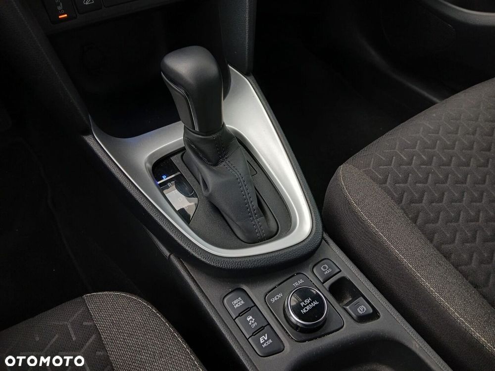 Toyota Yaris Cross Hybrid 1.5 Comfort 4x4 - 23