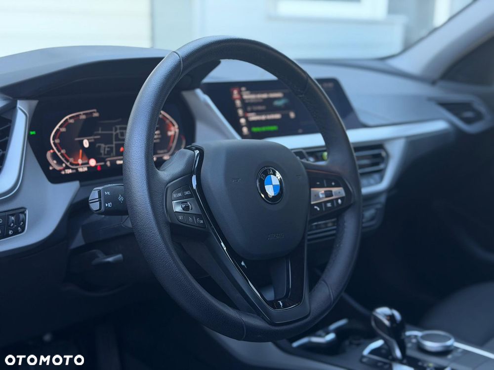 BMW Seria 1 118i Advantage - 9