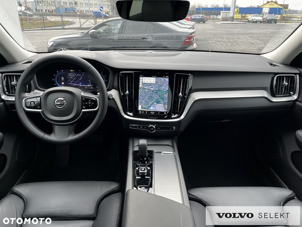 Volvo V60 Cross Country - 33