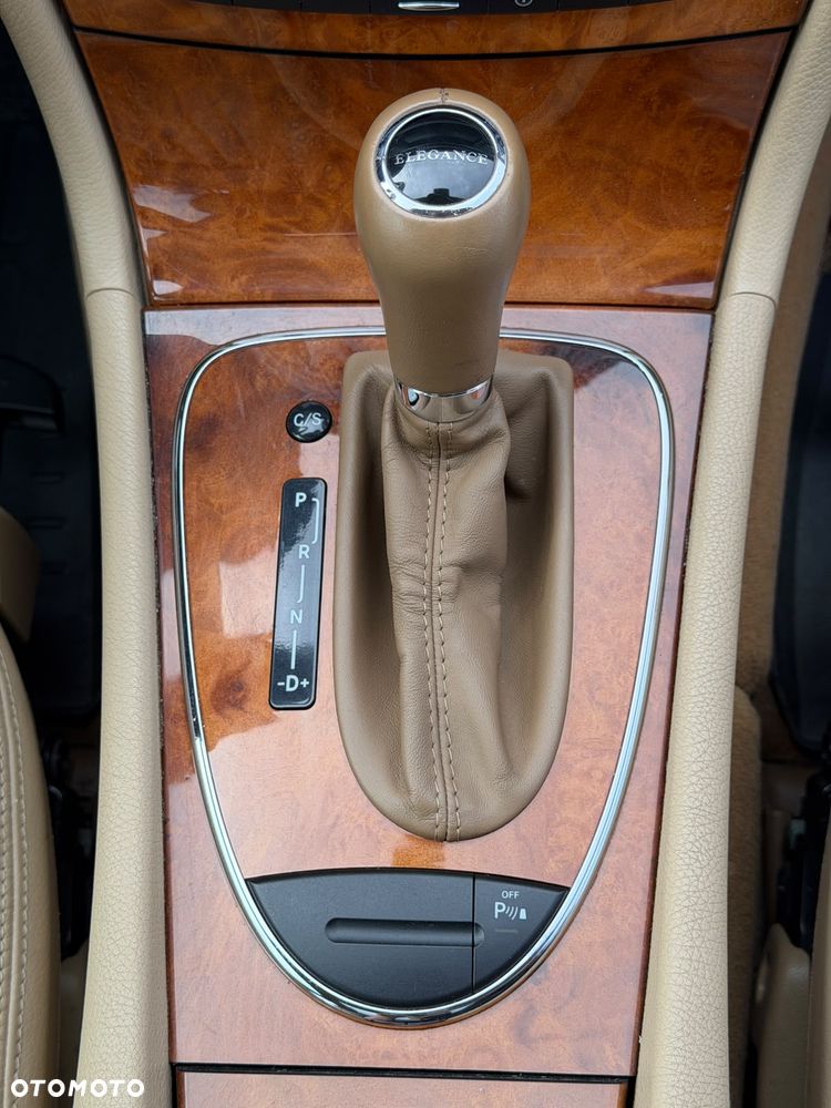 Mercedes-Benz Klasa E 200 Kompressor Automatik Elegance - 23