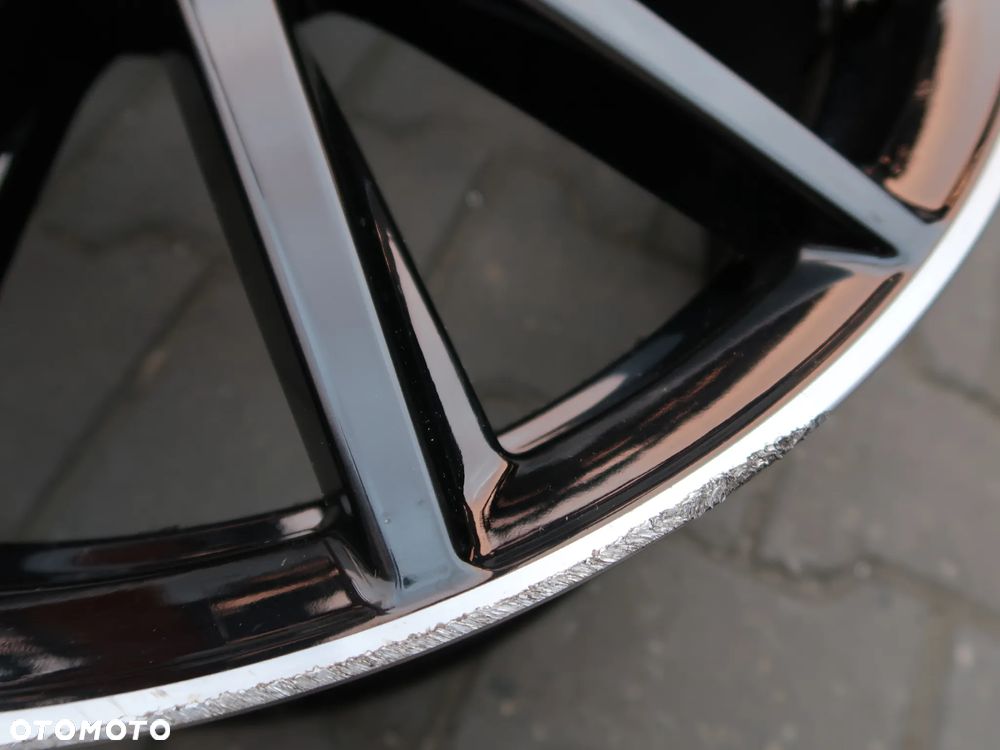 217 Felga Aluminiowa Mercedes GLB A2474011600 8x20et48 - 2