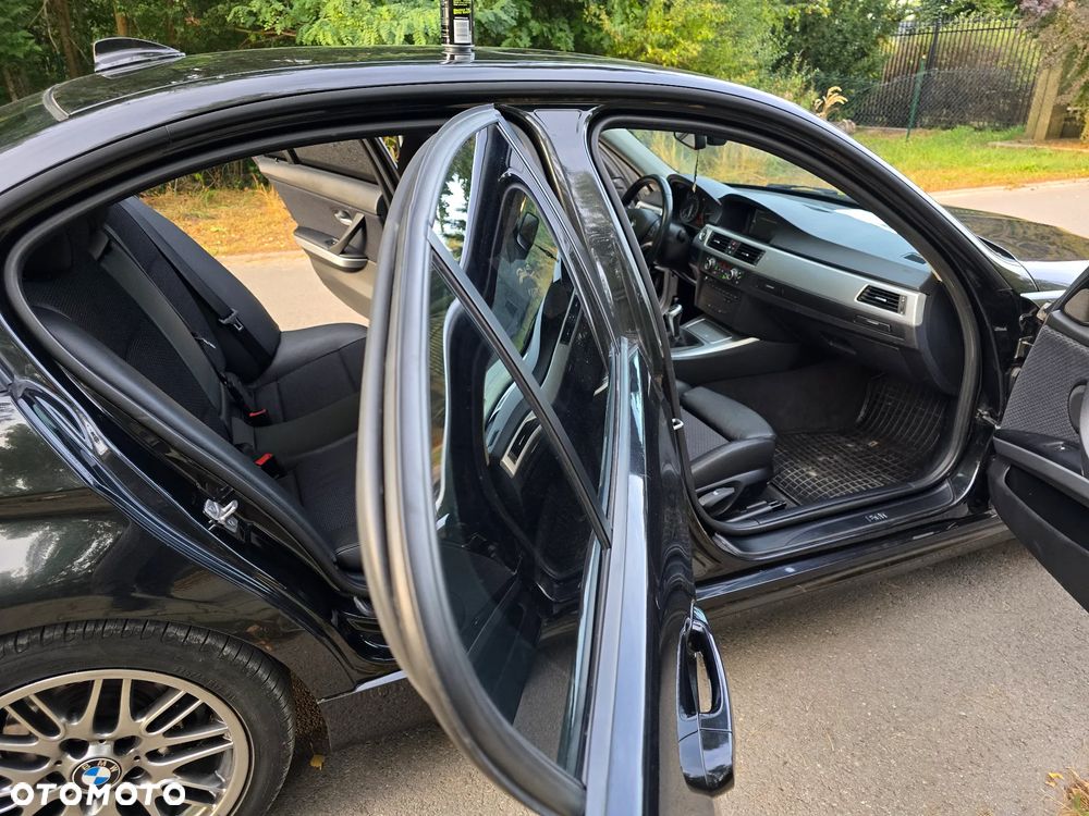 BMW Seria 3 318i - 19