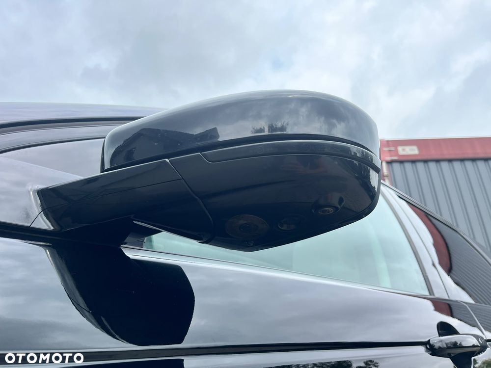 Land Rover Discovery Sport 2.0 P200 mHEV HSE - 34