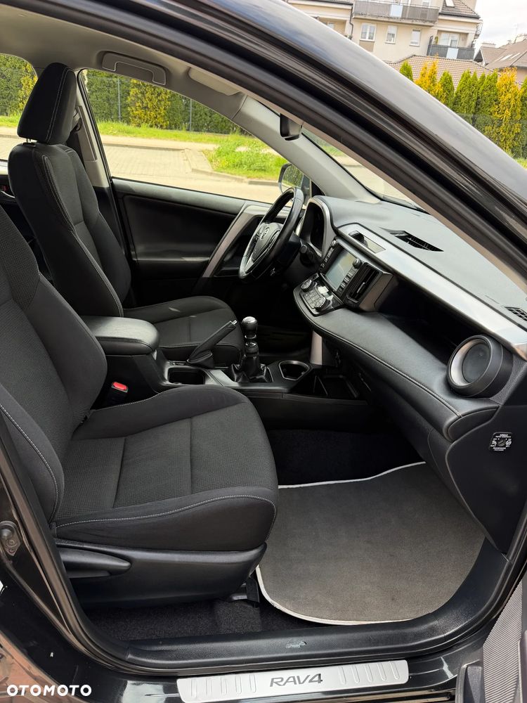 Toyota RAV4 2.0 D-4D Premium 4x2 - 15
