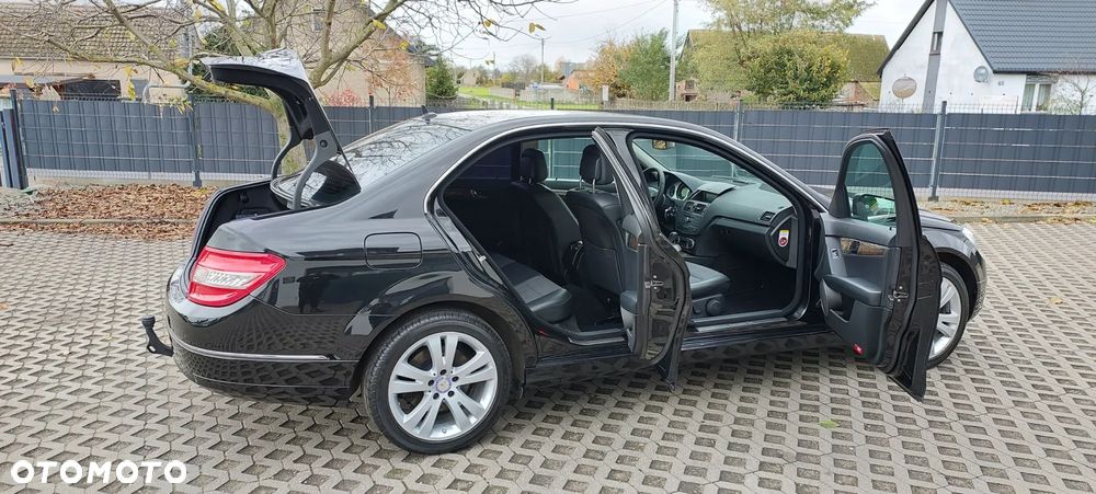 Mercedes-Benz Klasa C - 26