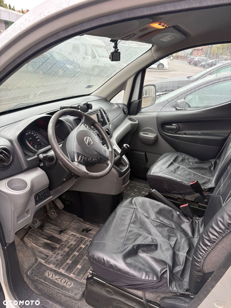 Nissan NV200