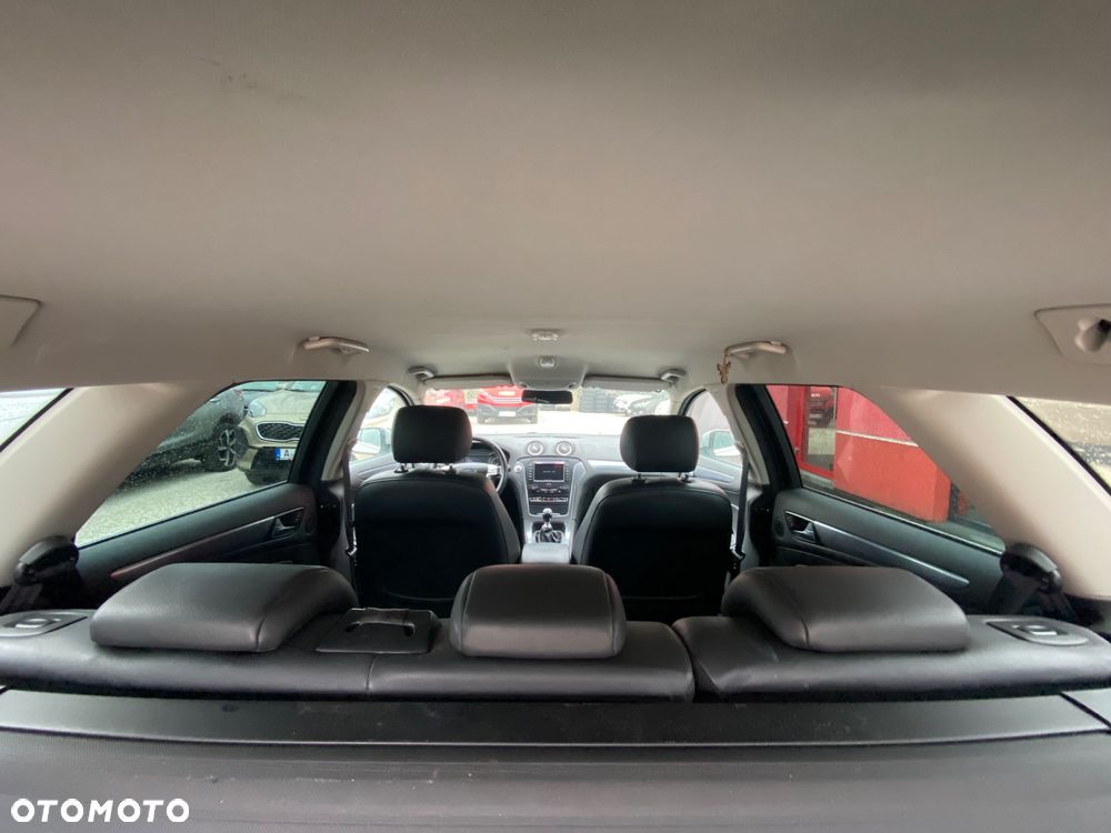 Ford Mondeo 2.2 TDCi Black Magic - 9