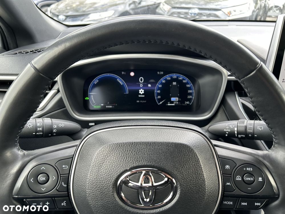 Toyota Corolla Cross - 11