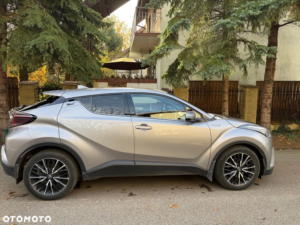 Toyota C-HR 1.8 Hybrid Prestige - 1