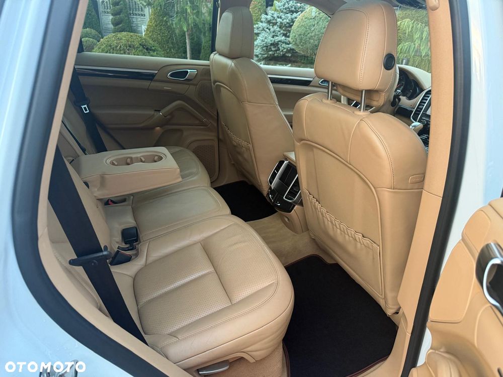 Porsche Cayenne Tiptronic S - 23