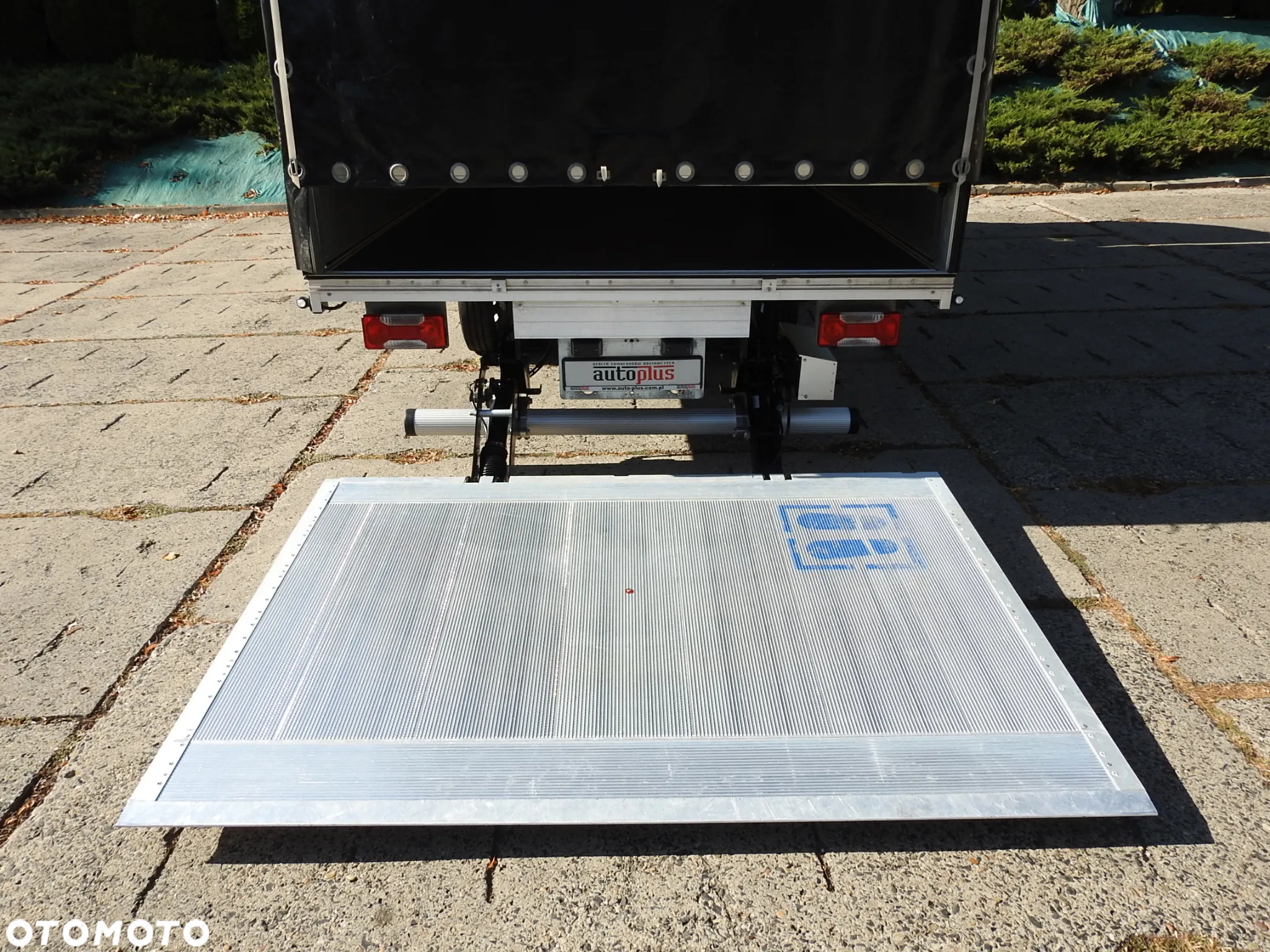 Iveco DAILY 50C18 PLANDEKA WINDA 10 PALET WEBASTO TEMPOMAT NAWIGACJA KLIMATYZACJA LEDY BLIŹNIACZE KOŁA 180KM [ 436150 ] - 18