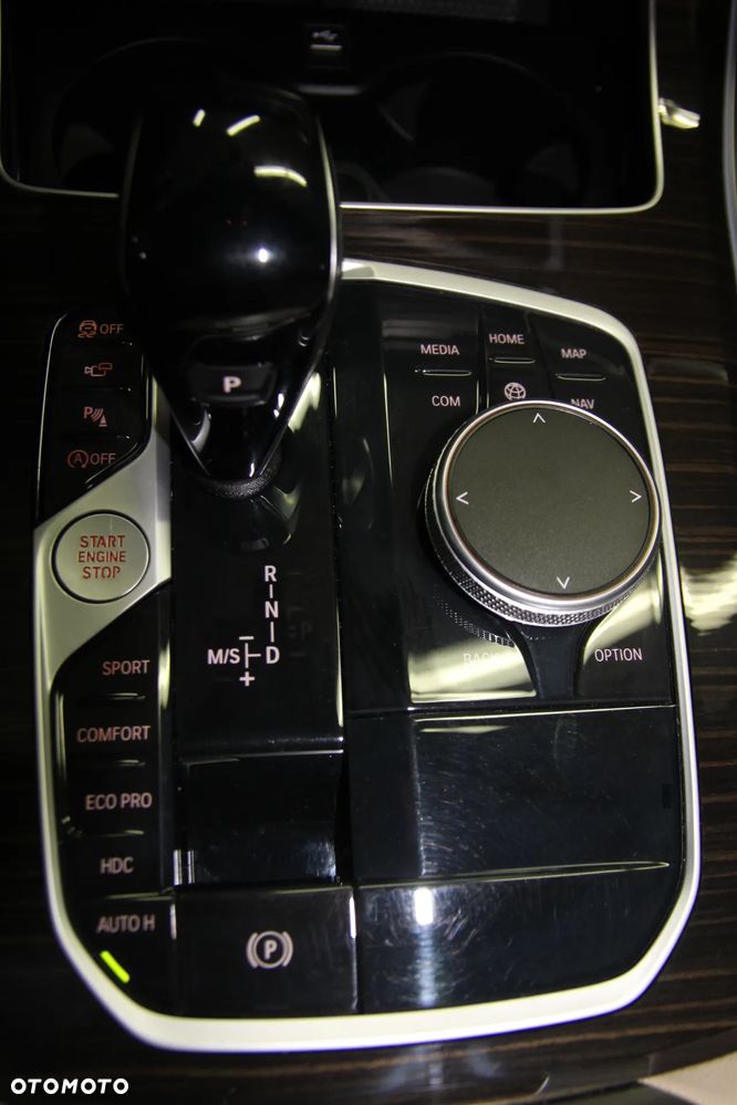 BMW X5 xDrive25d - 17