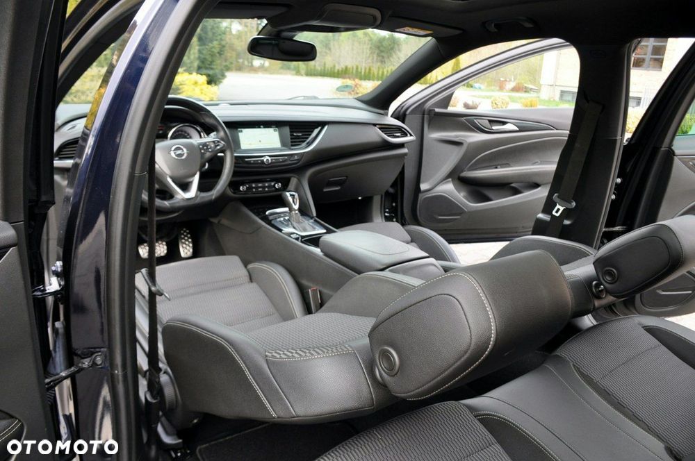 Opel Insignia - 27