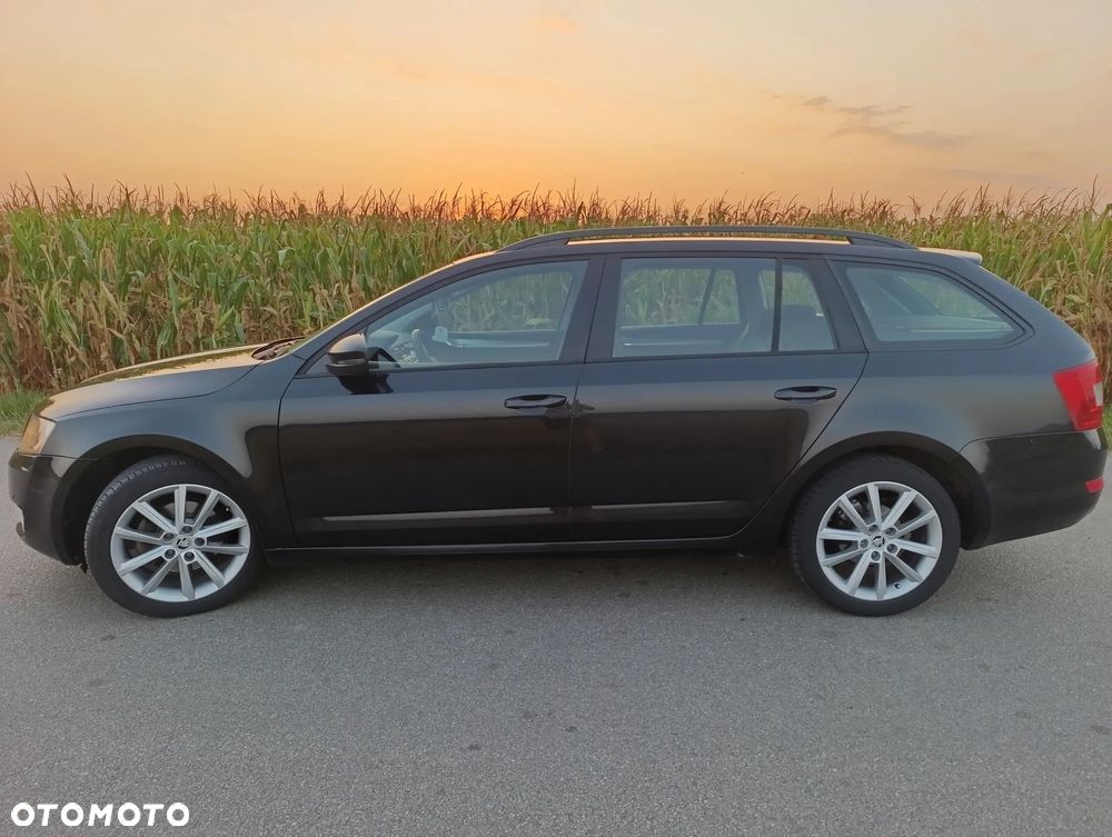 Skoda Octavia 1.4 TSI Elegance DSG - 2