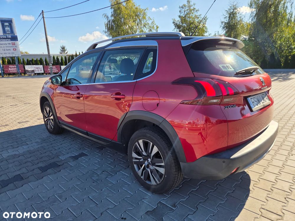 Peugeot 2008 1.2 Pure Tech Allure S&S EAT6 - 3