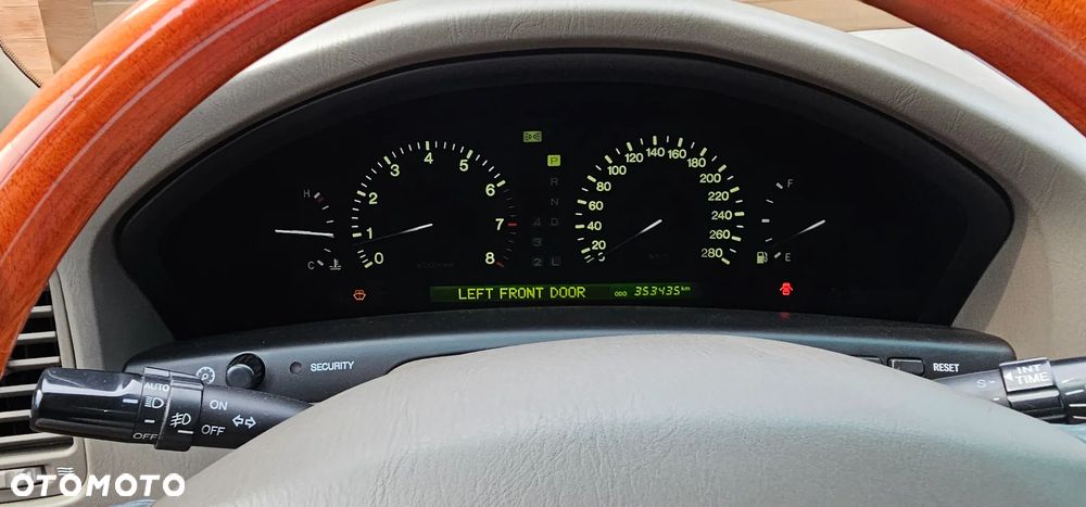 Lexus LS - 20