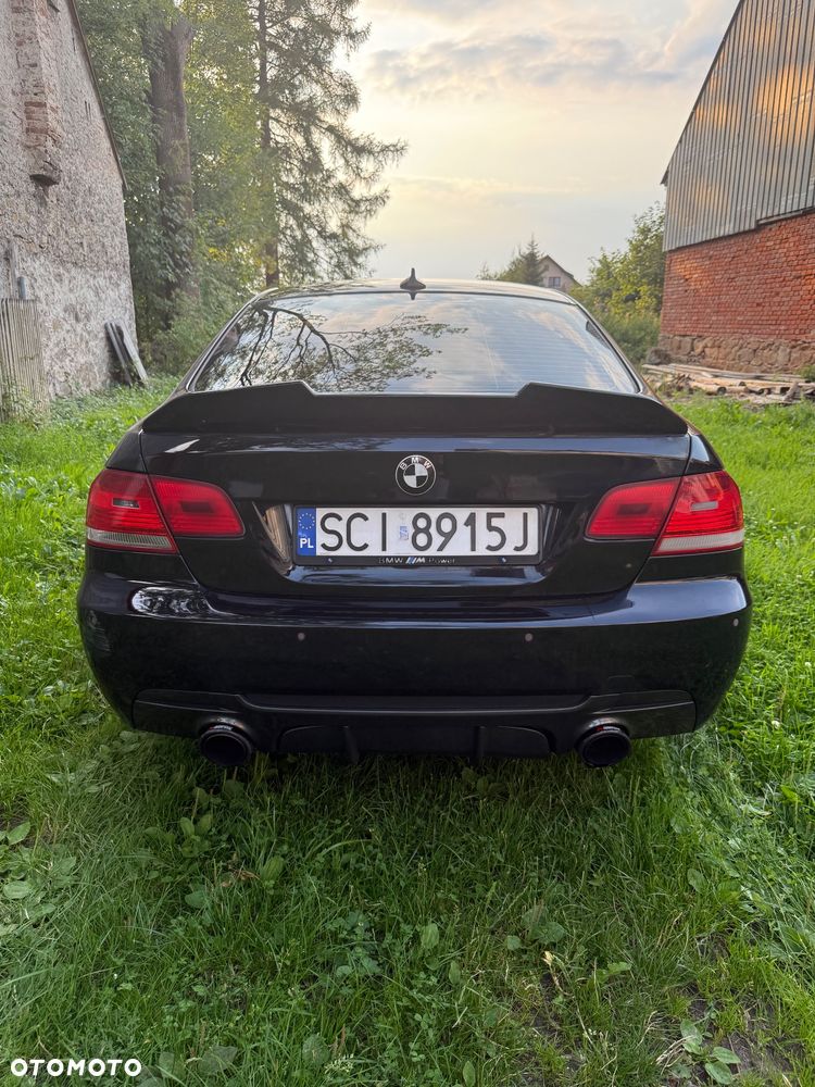 BMW Seria 3 330d xDrive - 9