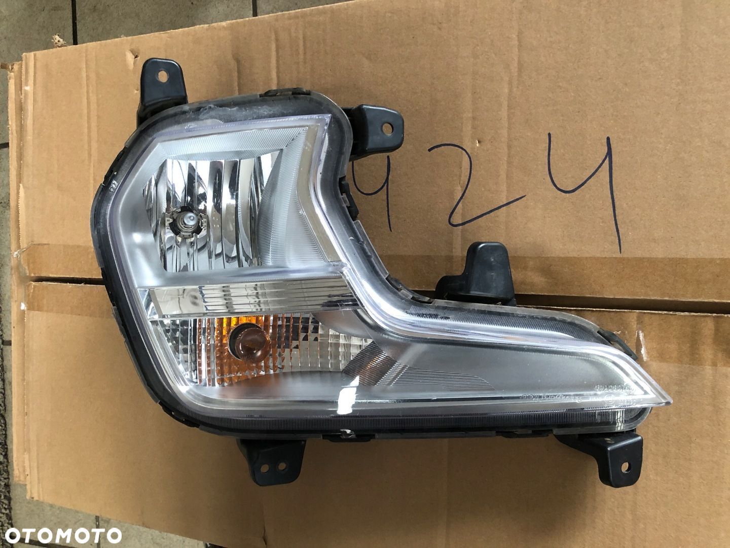Lampa lewa Halogen przeciwmgielna SSANGYONG KORANDO 8320334000 - 1