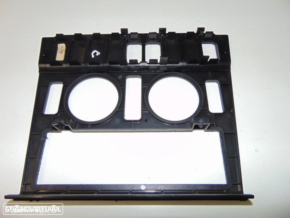 Mercedes C 207 frente da consola - 2